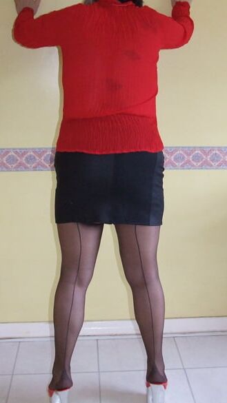 Uk Milf Jane tease in stockings