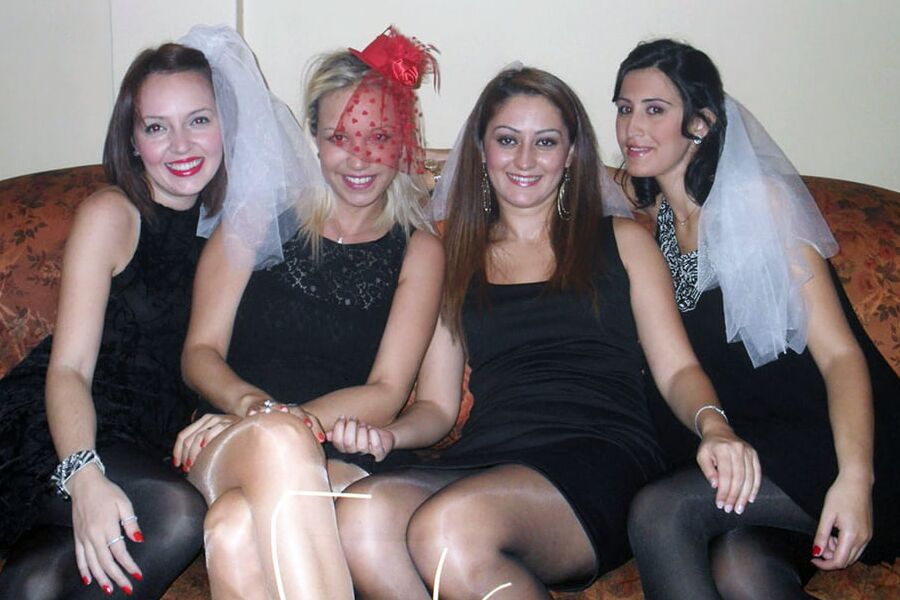 Weddings, Coctails Sexy Women For Your Pleasure