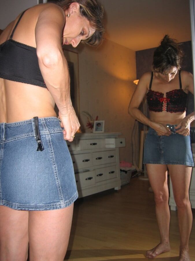 Women Need Exposure - Another Sexy MILF