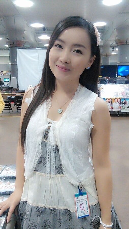 Childhood Crush: Txiab Yaj