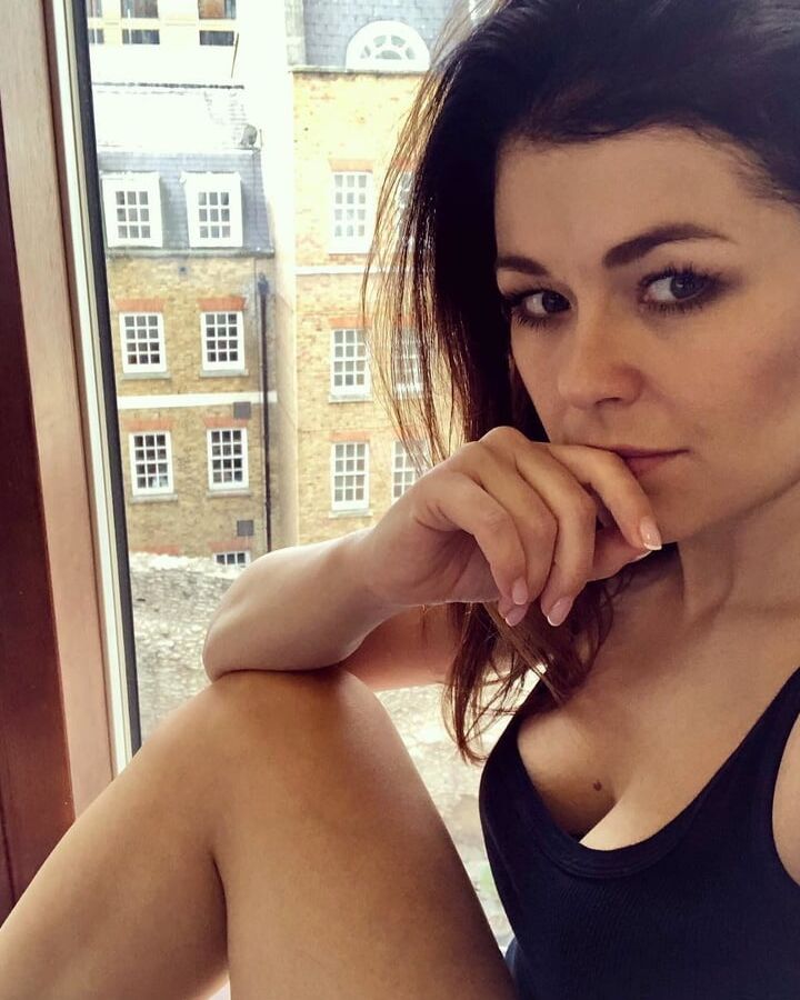 Kasia Cichopek - nice cleavage
