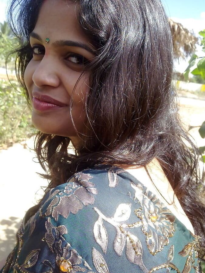 telugu indian BBW milf big boobs exposed
