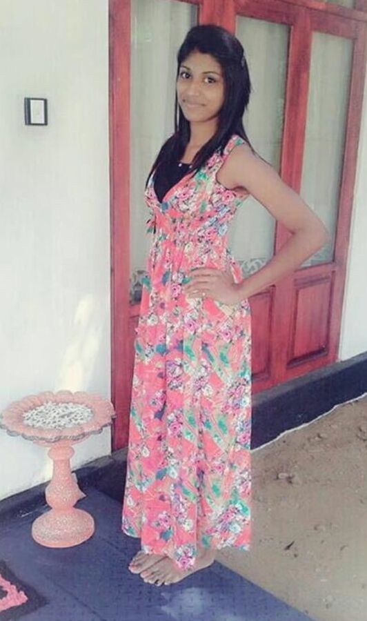 Sri Lanka Hot Girl