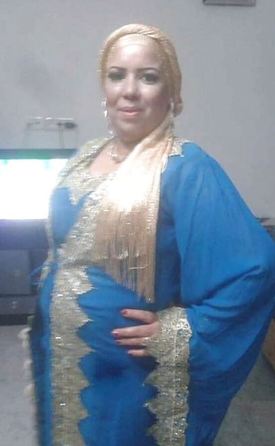 Lonely Singel hijab milfs who want a Young Big dick