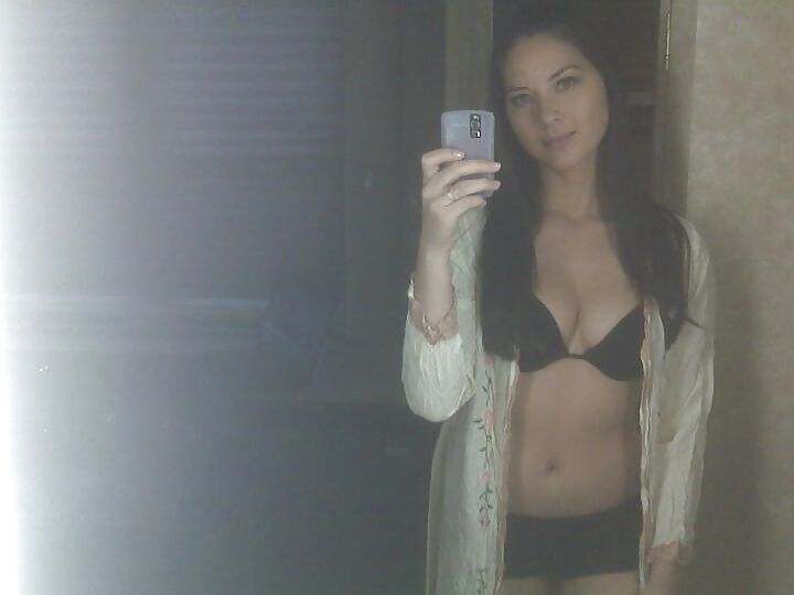 Olivia Cain nude