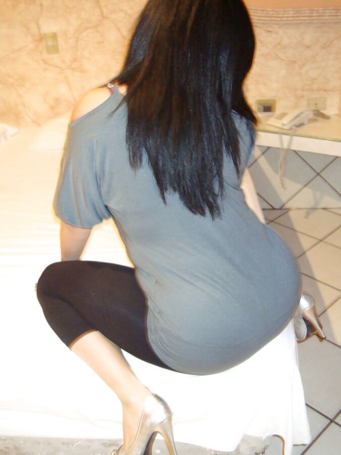 Curvy Latina