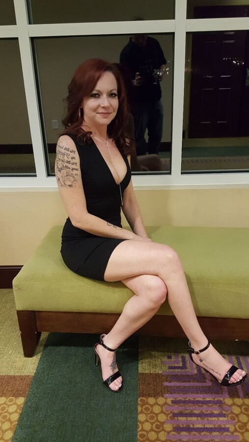 Exposed sluts, Fotzen,