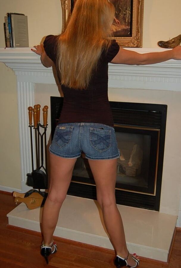 Nice (denim shorts)