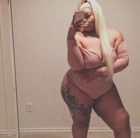 Hourglass sexy BBW