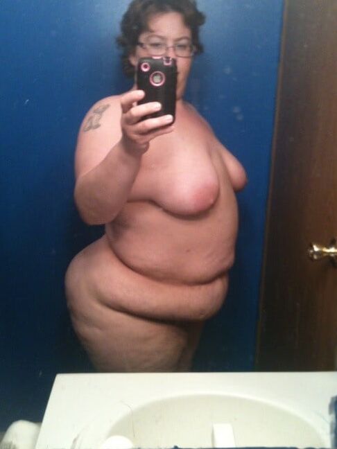 Bbw mix (Small tits selfies)