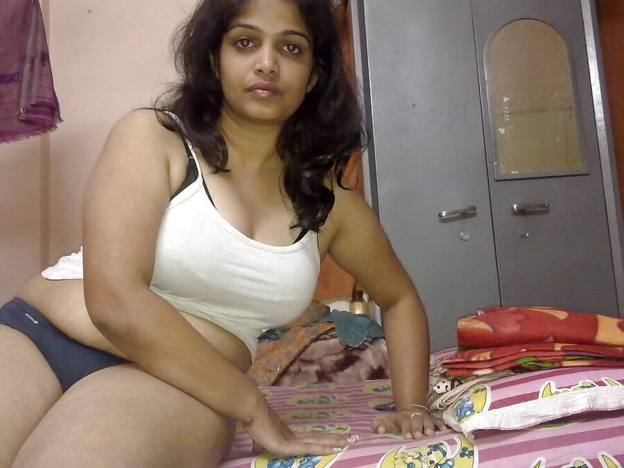 telugu indian BBW milf big boobs exposed