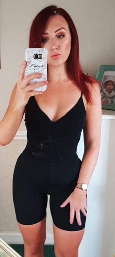Exposed sluts, Fotzen,