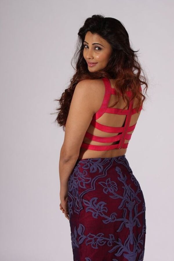 DAISY SHAH