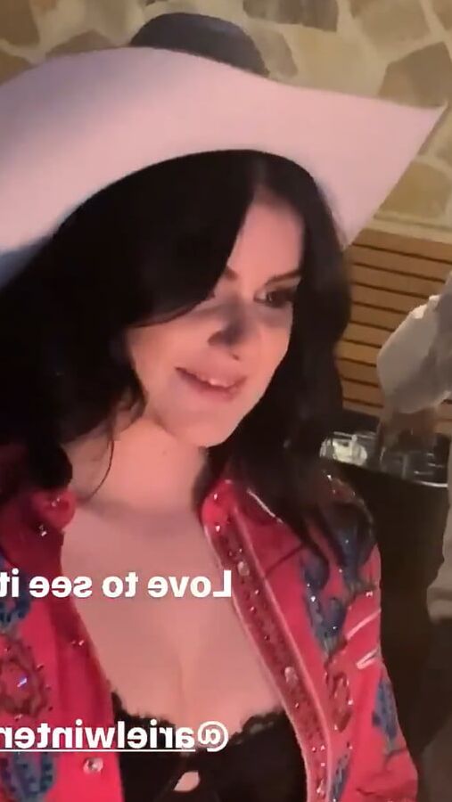 Sexy Cowgirl Ariel