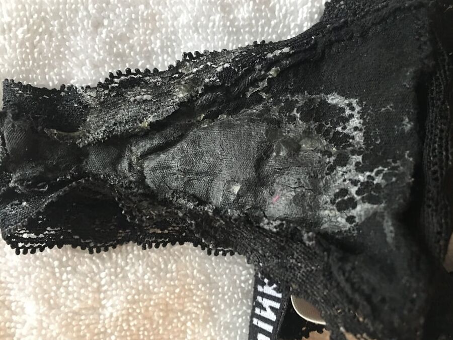 Cummy Panties
