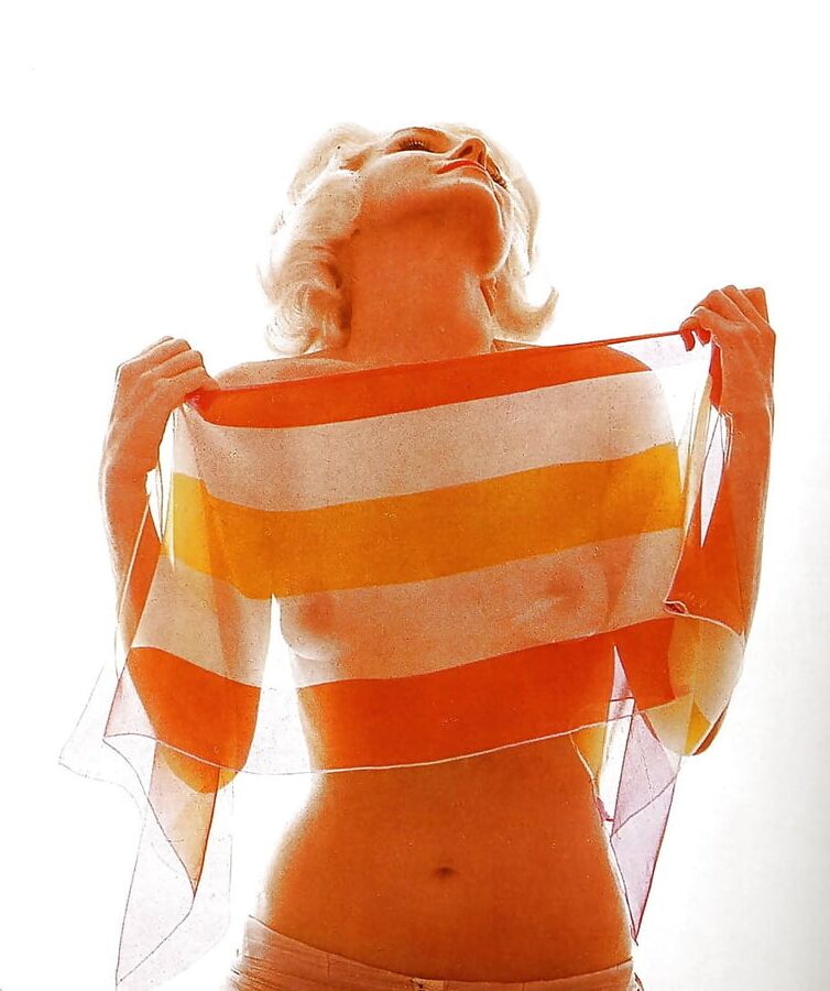 MARILYN!