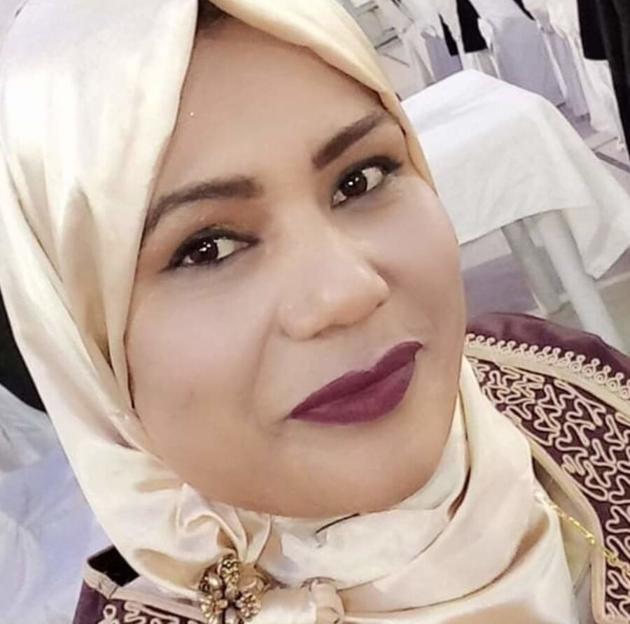 Lonely Singel hijab milfs who want a Young Big dick