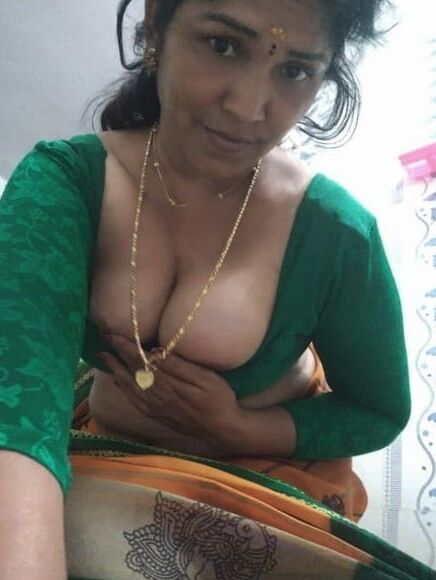 Hot Desi Girls