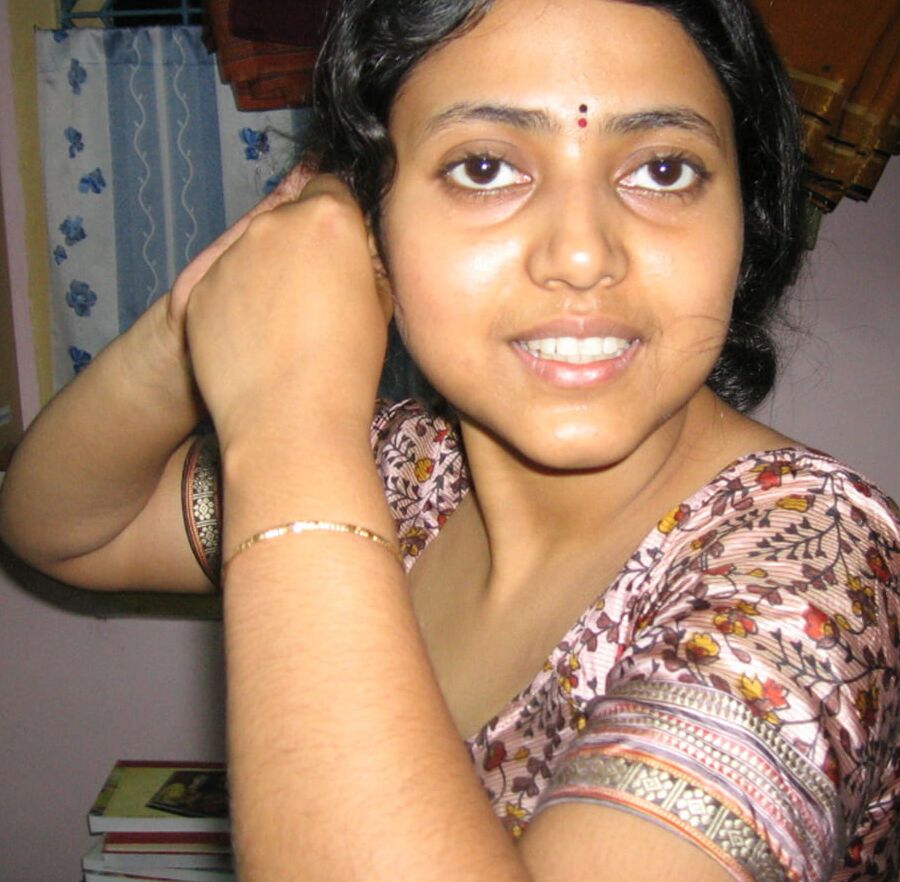Desi Bihari Aunty