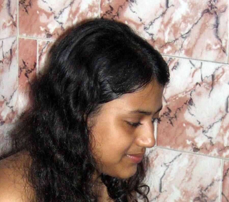 Desi Bihari Aunty