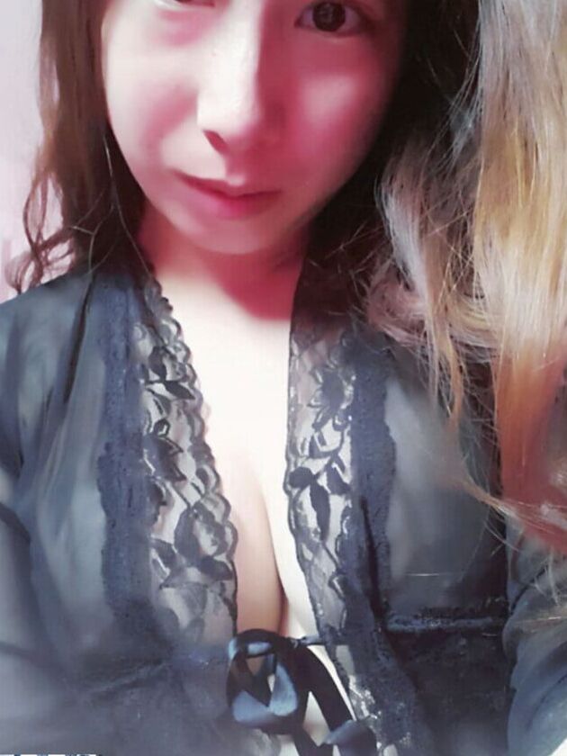 chinese chubby with milk