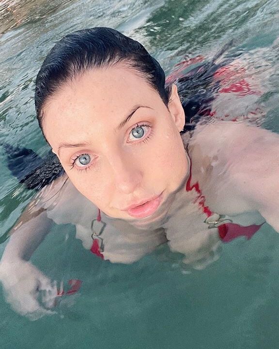 Angela on IG