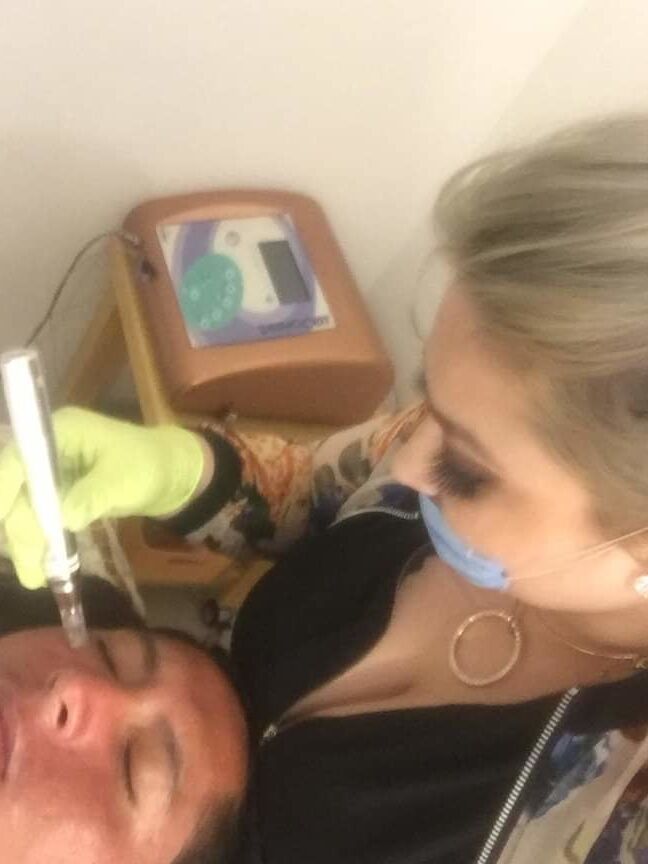 Doctora chichona hermosos pezones milf big boobs hot mature