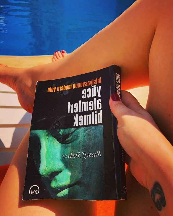 Sexy Turkish actress Aycin inci