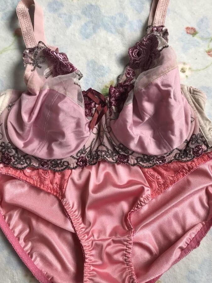 Bra and panties set