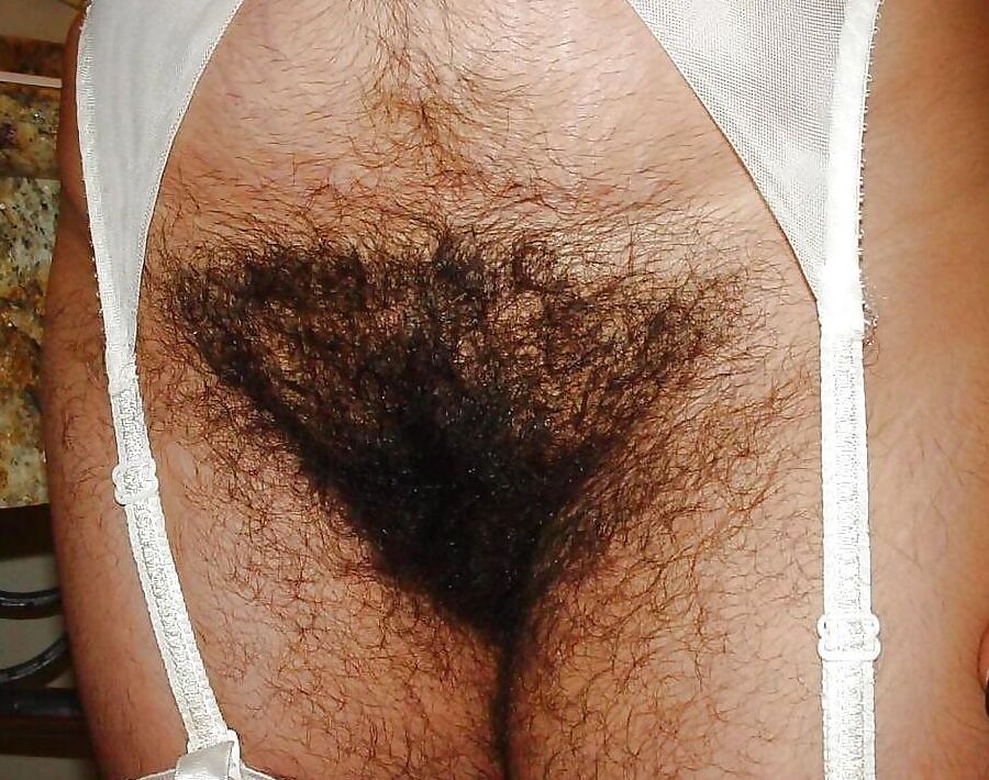 hairy treasure trails women