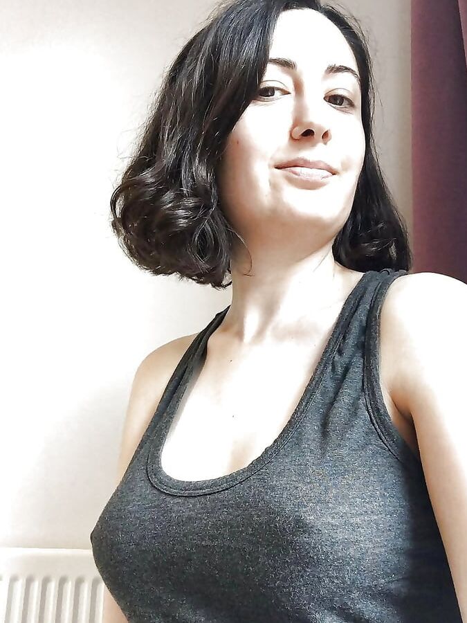 brunette fe ms V
