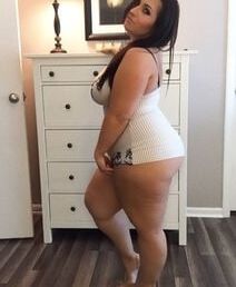 Thick Latina
