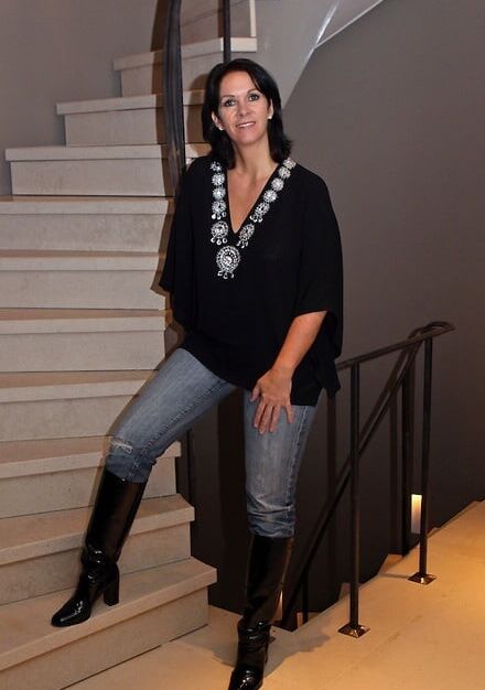 Female Celebrity - Annemarie van Gaal