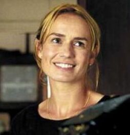 sandrine bonnaire ( - )