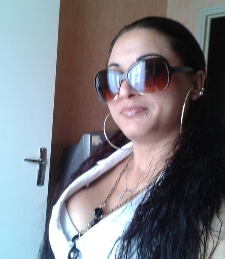 Bulgarian Gypsy Prostitute (Pute Bulgare)