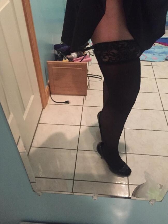 Her Tinder Date in Stockings