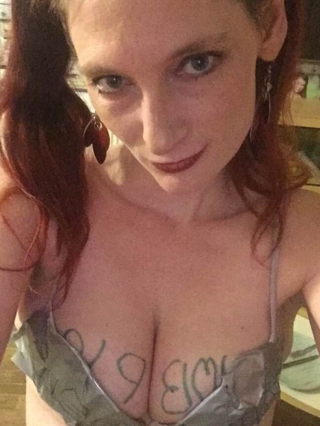 Mature Fuckpig Humiliated