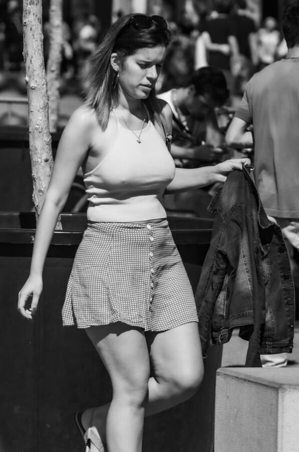 Braless City Babes
