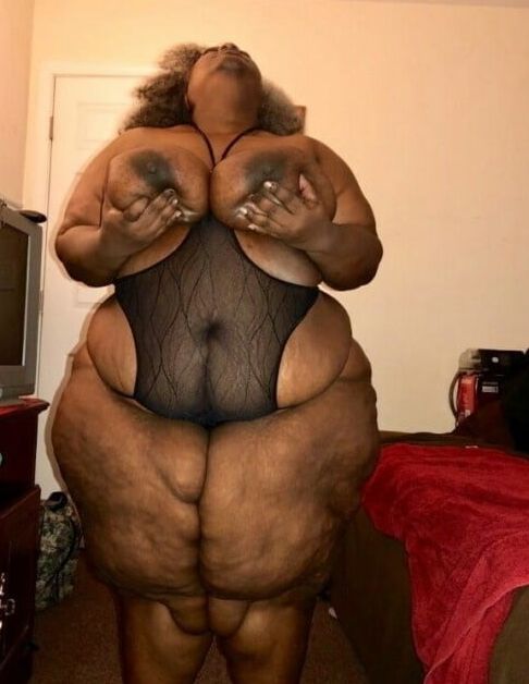Big Black Mamas