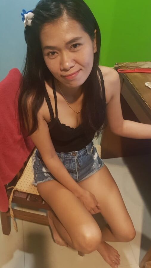 Sub Suzy: In Room Photo Session