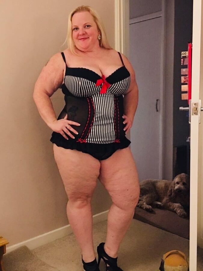 Angela UK BBW