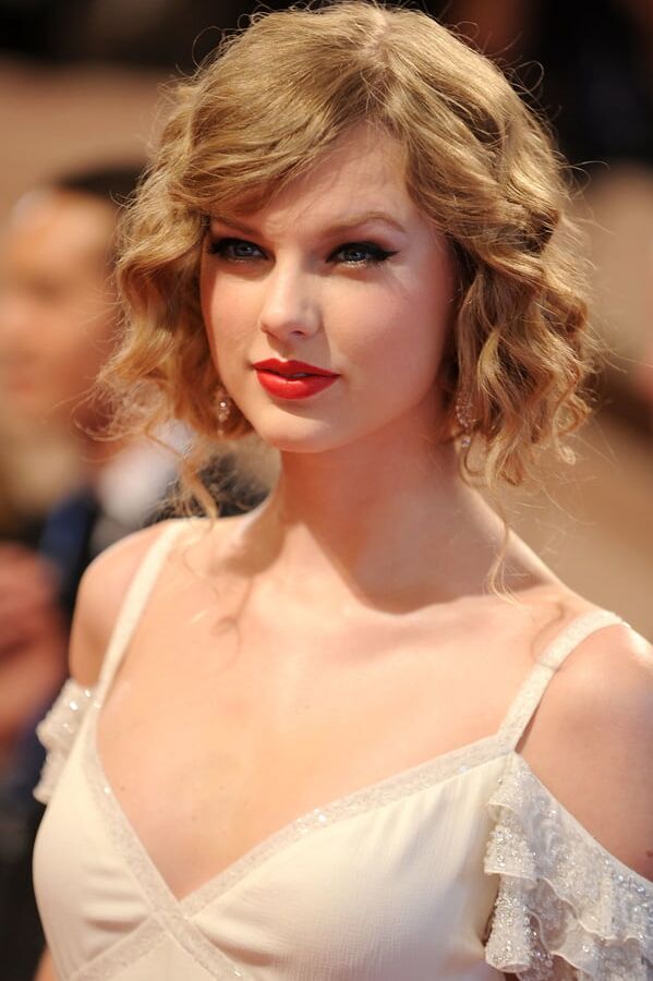 Gorgeous Taylor