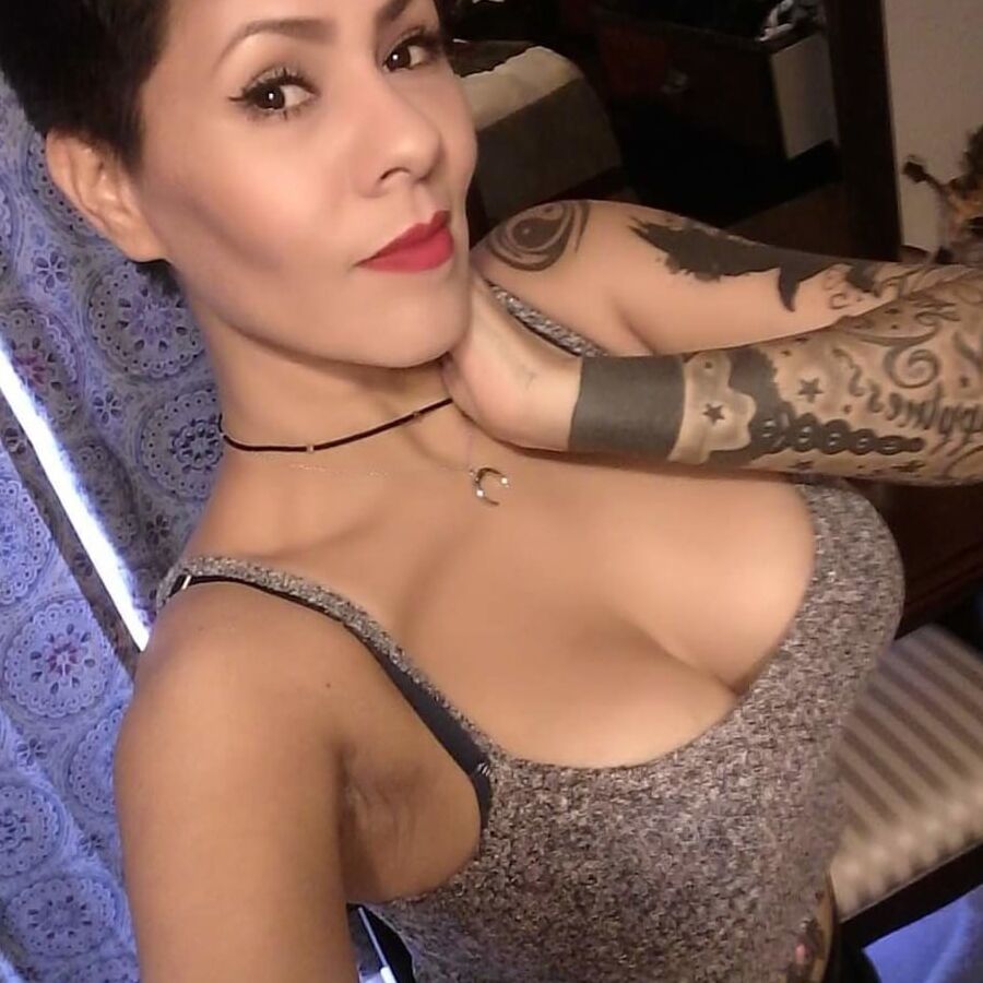 Robust &amp; Mature: Short-Haired Mamis
