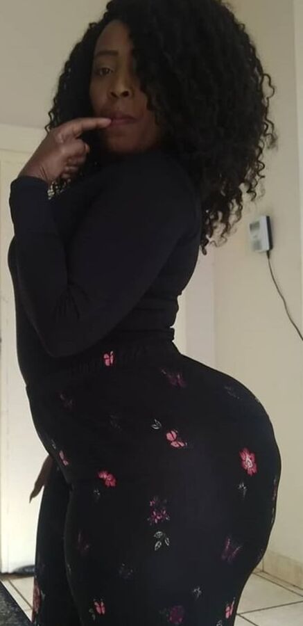 Super sexy pear shaped bbw xoli