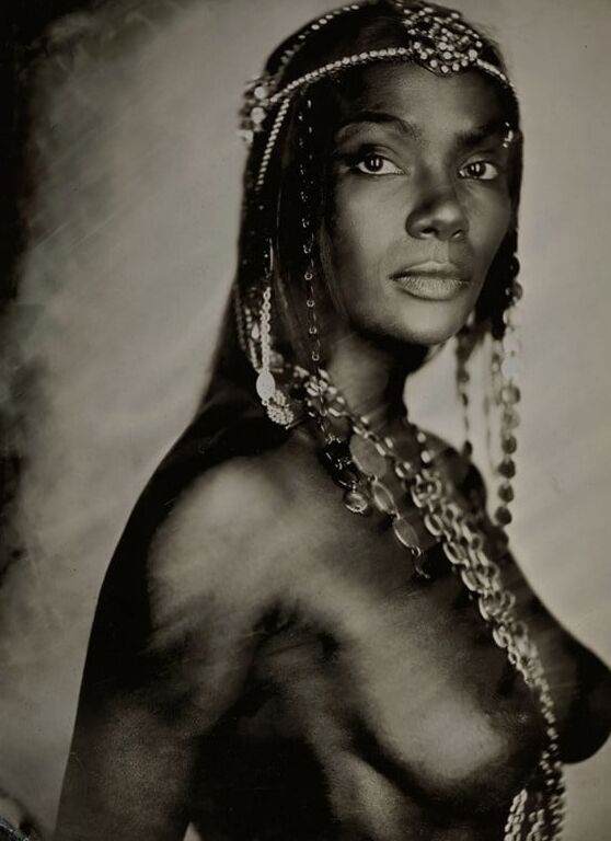 Erotic Art - Black Beauty
