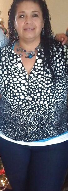 HOT LATIN MILF