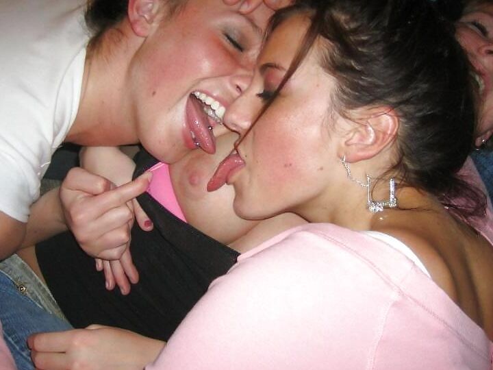 Lesbian and akalee