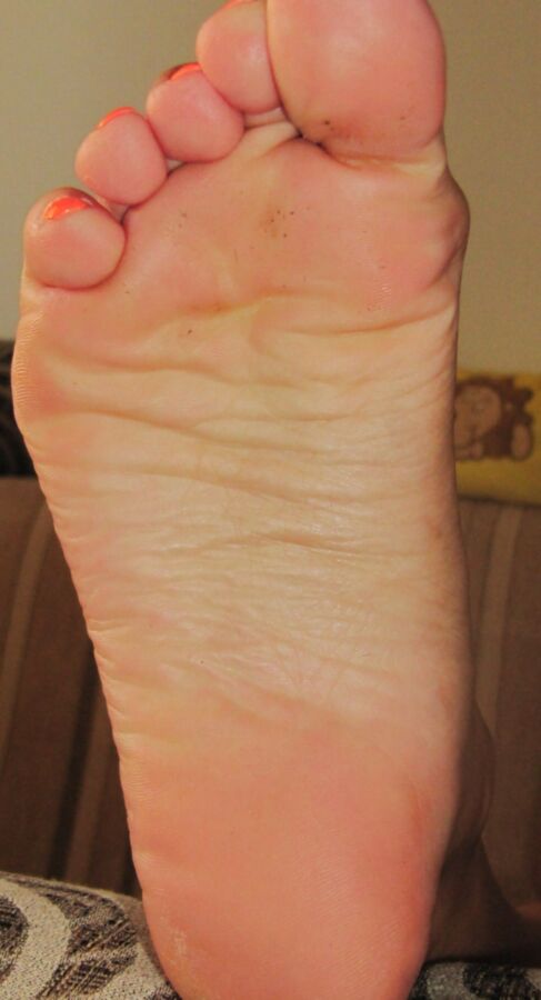 My toes for cum