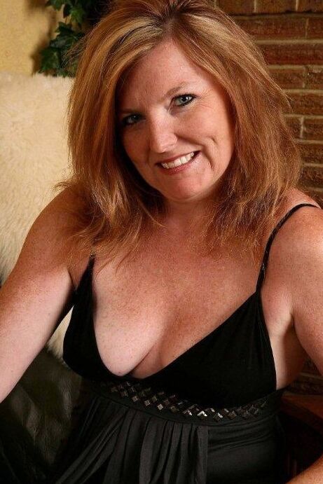 Sultry MILF