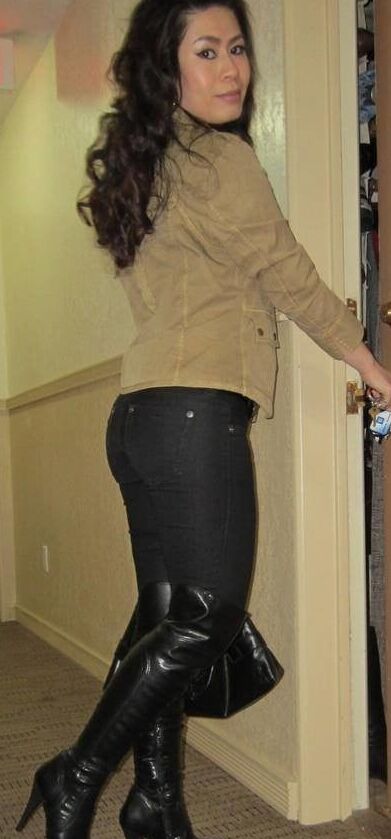 Booted Milf - Ysave